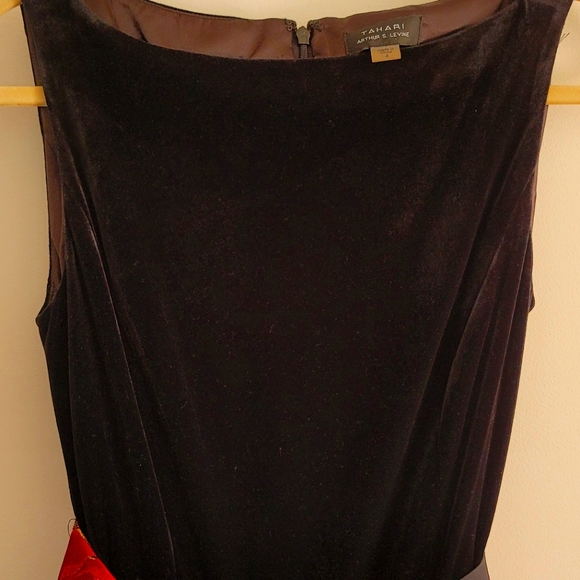 Tahari Party Dress - Picture 4 of 9